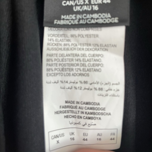 Faux Leather Front Leggings with Knee Cutouts - Picture 4 of 6